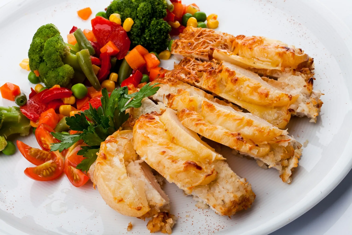 Куриное филе с овощами на пару